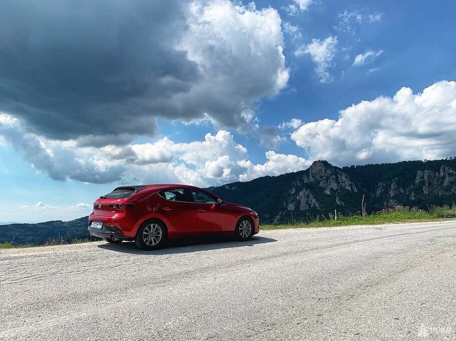 Тест драйв новой Mazda3  не родись красивой