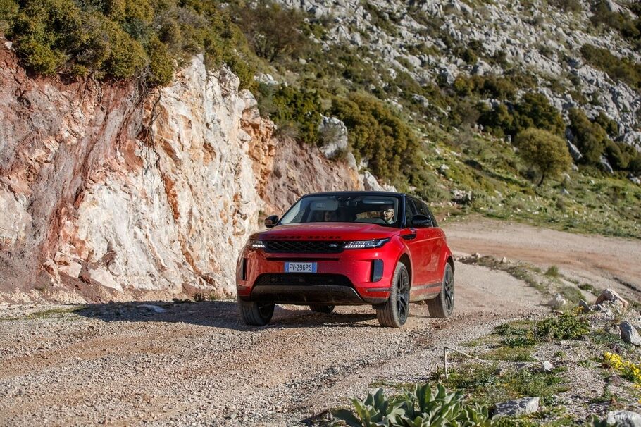 Тест драйв нового Range Rover Evoque  чистая линия