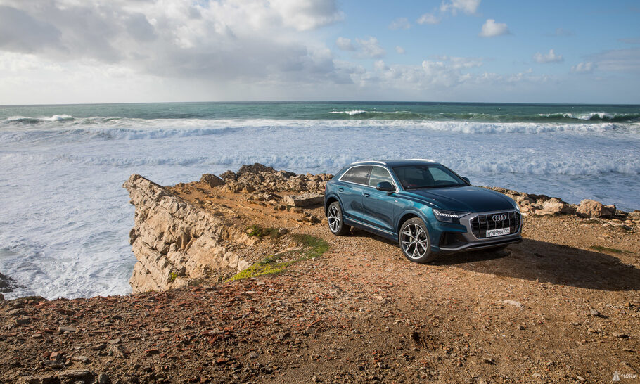 Тест драйв Audi Q8  купейный детонатор