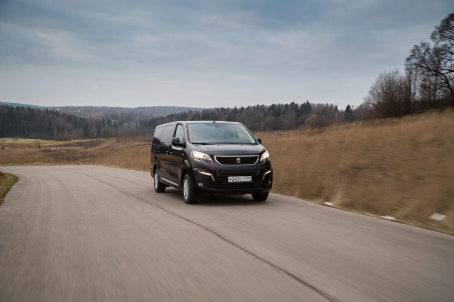 Тест драйв Peugeot Traveller 4x4  шутки в сторону