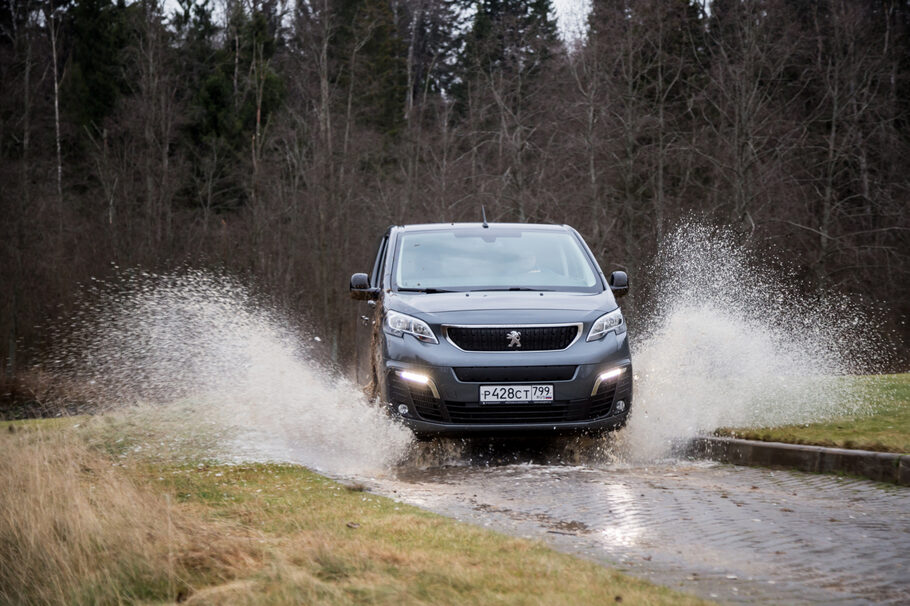 Тест драйв Peugeot Traveller 4x4  шутки в сторону