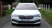 Тест драйв Skoda Superb 2020  цена благородства