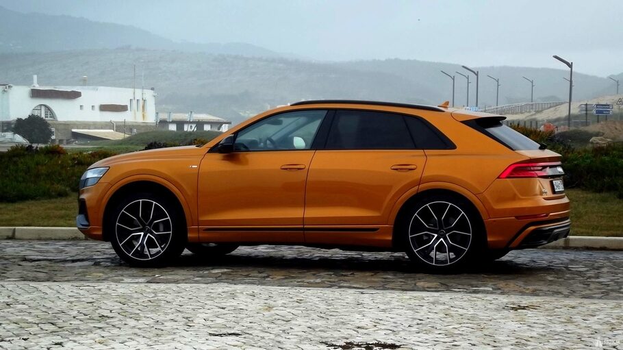 Тест драйв Audi Q8  купейный детонатор