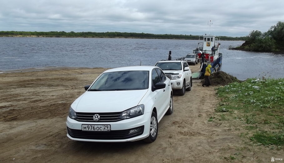 Тест драйв прокатного Volkswagen Polo  грозовой фон