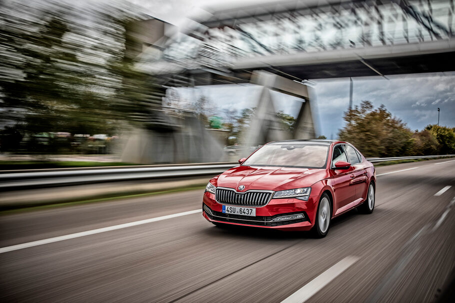 Тест драйв Skoda Superb 2020  цена благородства