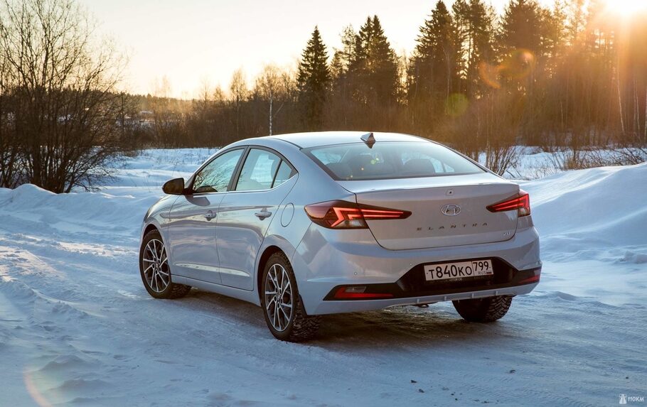 Тест драйв Hyundai Elantra  уравнение с известными