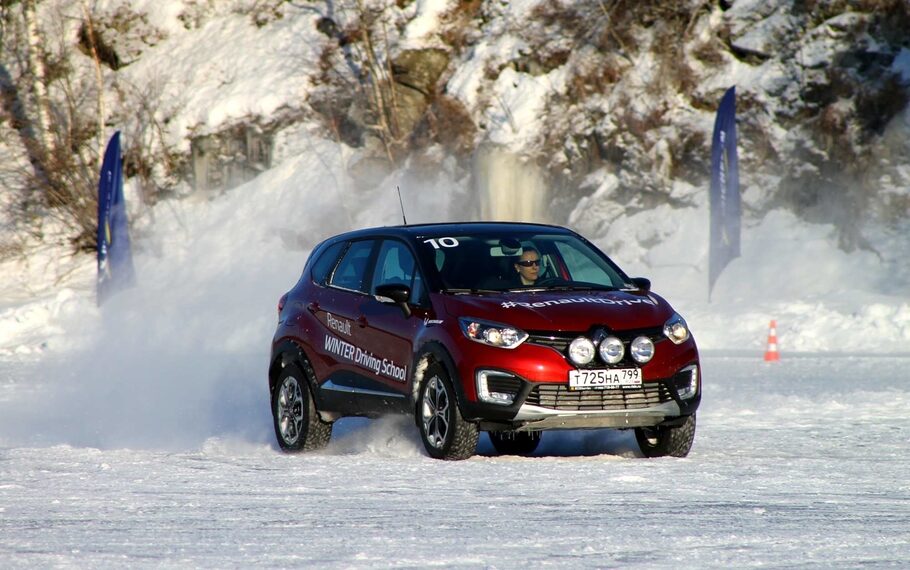 Режем ладожский лед  когтями  полноприводных Renault