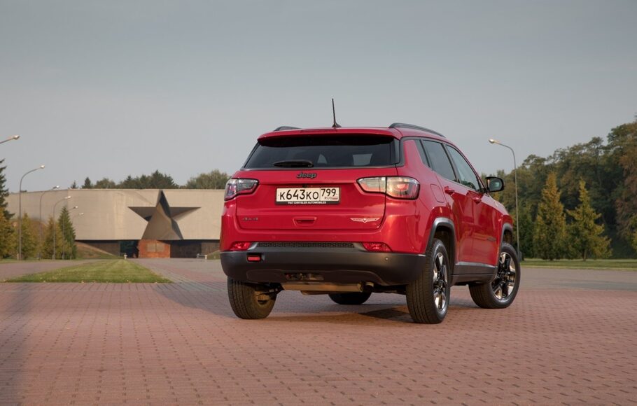 Тест драйв Jeep Compass  своим курсом