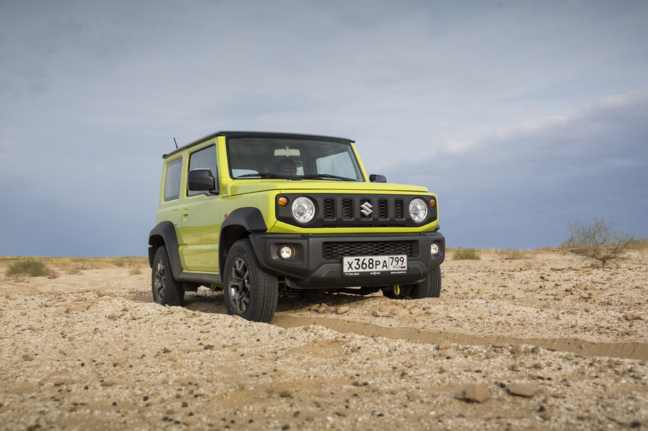 Тест драйв Suzuki Jimny  аскеза звезд