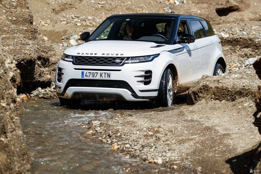 Тест драйв нового Range Rover Evoque  чистая линия