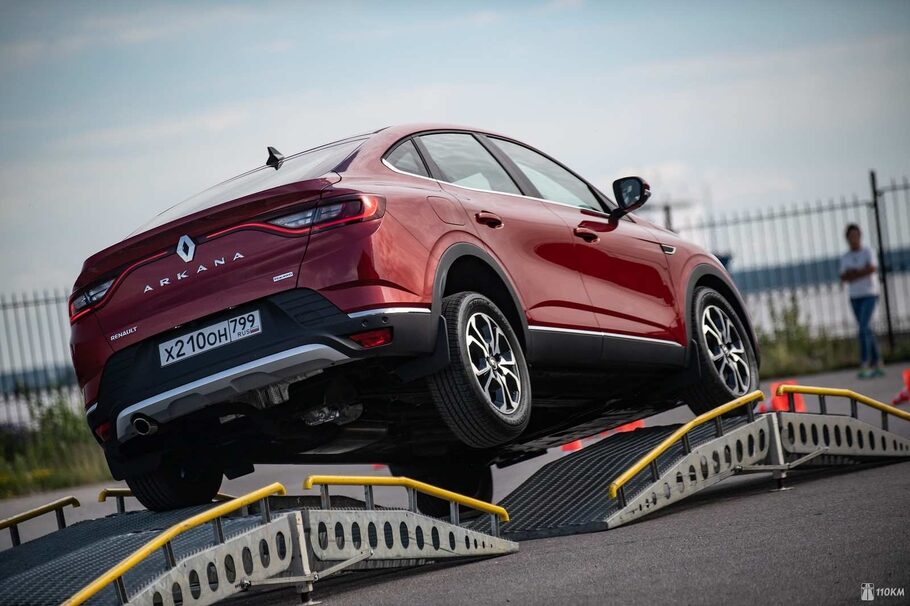 Тест драйв Renault Arkana  красавчик поневоле