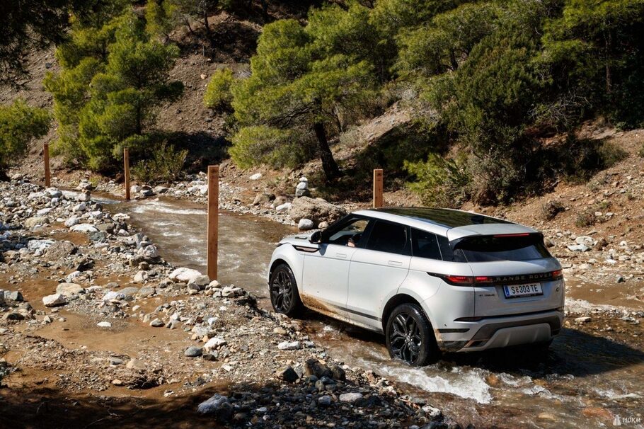 Тест драйв нового Range Rover Evoque  чистая линия