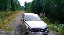 Тест драйв лифтбека Volkswagen Polo  второе лицо