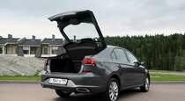 Тест драйв лифтбека Volkswagen Polo  второе лицо